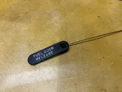 Polttoaineenluukun linkki OEM IS Chevrolet Corvette C5 97-04
