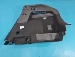Garniture coffre droit OEM 5FF867428A pour Cupra Formentor
