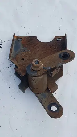 Suporte de Mola Dianteira DAF 45 LF 17,5