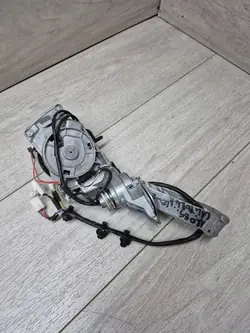 Ferrari California linke Spiegelbasis OEM 8Q9851111