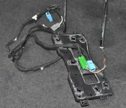 BMW 5 F10 Pääntuki OEM 2123896 - Käytetty