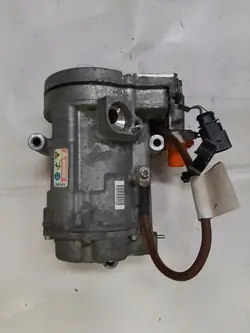 Compressore aria condizionata Volkswagen Jetta VI 5C0820803F