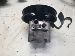 Volvo 2.4 D5 Ohjaustehostinpumppu 7611332112