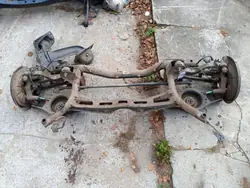 Viga suspensión trasera OEM Wrakowisko-16269- Audi A3