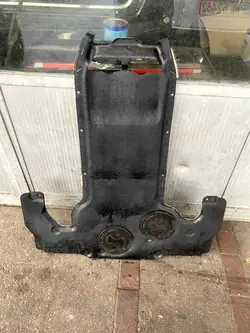 Underbilsplåt BMW 5-serie F07 F10 F11 F06 F13 F01 F02