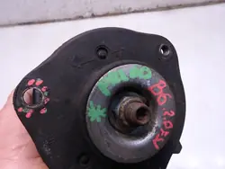 Etujousi OEM 98765432 VW Passat B6:lle