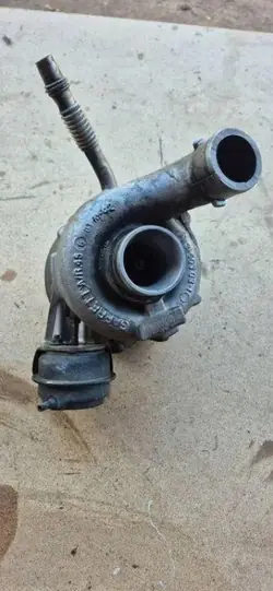 Turbo AUDI A6 (4B2, C5) 059145701F 2.5L diésel 2001