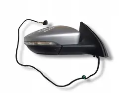 Oikea Sivupeili Volkswagen Passat B7 2011 3AA857508