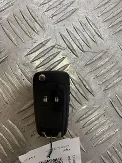 Clé ou carte Opel Zafira C OEM FBZ14455