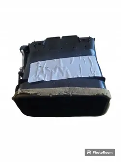 TSM5512G Prise d'air console Toyota Avensis T25