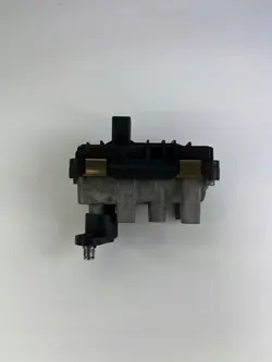 BMW F30 2.0D N47 Turboaktuator OEM 49335-19411