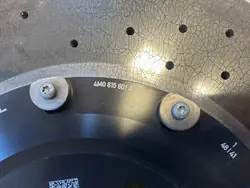 Disque de frein céramique arrière gauche Lamborghini Urus OEM 4M0615601AJ