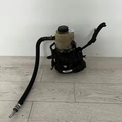 Servostyrningspump Renault Trafic