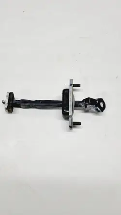 Batente de porta traseira esquerda OEM 79480-J9000 Hyundai Kona