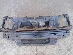 Hyundai Getz 1.1 Framsupport med Kylare