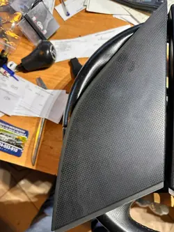Mercedes W245 Ovensäiliön Kolmio Peite OEM DRZWI W245