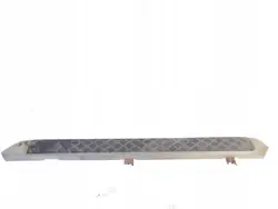 OEM 377781 Estribo direito Nissan Pathfinder R51