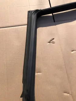 BMW Dörrtätning Höger OEM 7267912 för F21 F22