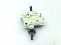 Actuateur trappe carburant Toyota RAV4 OEM AMD172086