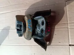 HYUNDAI TUCSON III MOTORSTEUN 21810-D3500