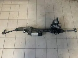 Styrhus OEM 6870796 för BMW 7 F01 F02 F04