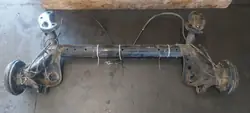 Poutre de suspension arrière OEM 645654 avec tambours ABS