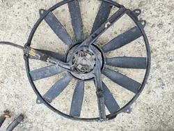 Mercedes W124 Ilmastointijäähdyttimen Tuuletin