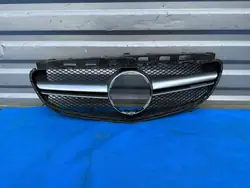 MERCEDES W212 Grill Front 63 AMG