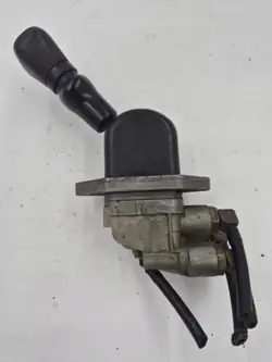 Soupape de frein à main DPM90DA pour camions DAF - Occasion