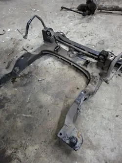 Mercedes W169 Vorderholm OEM 899900966