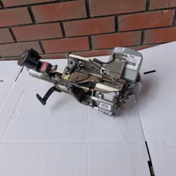 Renault Clio 3 sähköinen ohjausvahvistin OEM 54084783M
