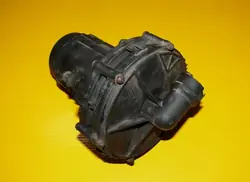 Toissijainen ilmapumppu Audi S6 A6 C5 4.2 299HV OEM 078906601M