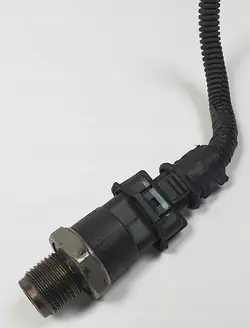 Brandstofdruksensor Renault Espace IV 2.0 DCI 8200391398