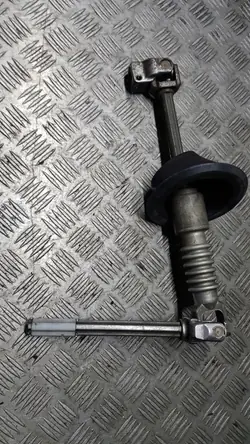 AUDI A8 D3 3.0 TDI rattstolpskors OEM