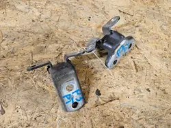 Toyota PRIUS III 09-15 Höger Bakdörrgångjärn 8V1