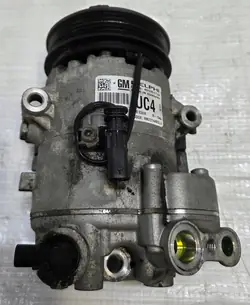 Ilmastointikompressori Opel Astra IV J 1.4T
