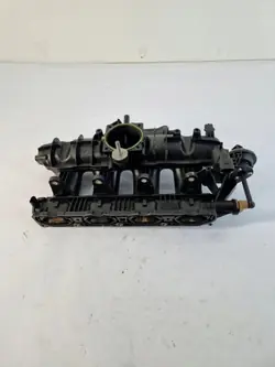 Collecteur d'admission OEM 06H198211A pour Audi A3 Sportback