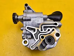 Pompe à huile Volkswagen OE 06H115105FL - Occasion