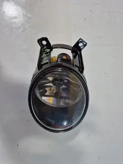 Farol Halógeno Direito Skoda Octavia II 2 RS OEM 1Z0941700D