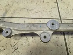 Bras de Suspension Inférieur Avant OEM PR3Z3083A Ford Mustang