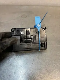 OEM 2591A7327R Radionavigaatio Renault Clio V:lle