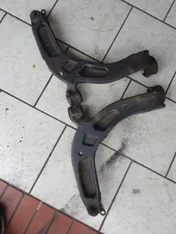 Bras de Suspension Avant VW T5 T6 OEM 7E0407165B/D