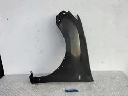 Vänster framskärm Dacia Sandero II Stepway 2013-2020 OEM 631017242R