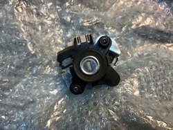 Mécanisme de verrouillage coffre BMW E60 OEM 8241088
