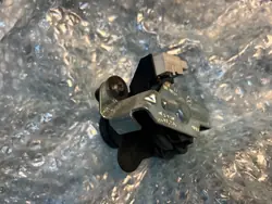 BMW E60 bagagelucksmekanism OEM 8241088