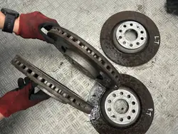 OEM Jarrulevyjen Sarja Etu- ja Takapää - Audi OE