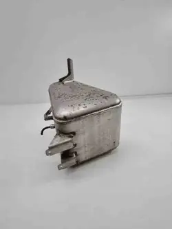 Réservoir d'air OEM M8E25B709AC pour Land Rover 3.0L Diesel