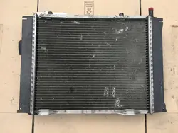 Radiateur Mercedes-Benz OE A 124 500 1503