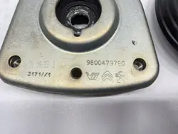Fjäderlagerfäste för stötdämpare OEM 9800479780
