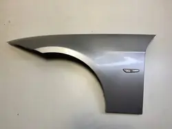 BMW 3 Paraurti anteriore sinistro